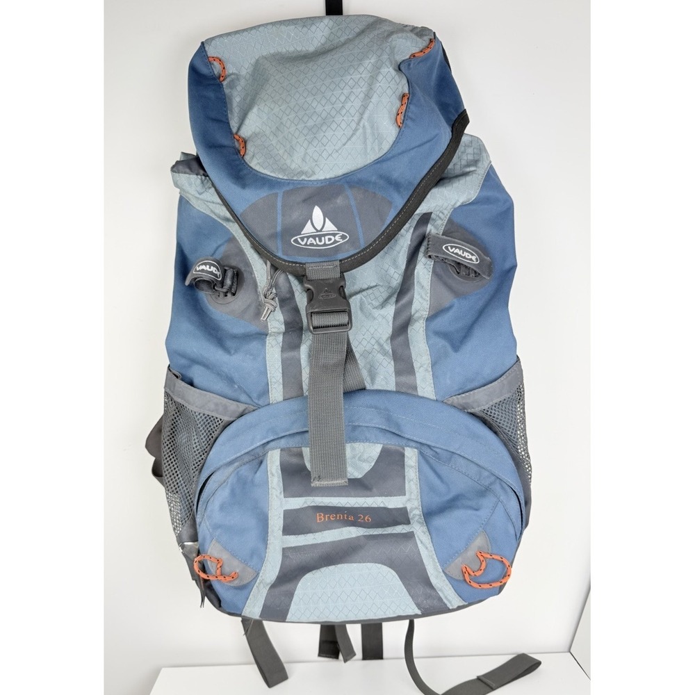 VAUDE Brenta 26 Hiking Backpack Blue Gray Ventilated Back Panel Rain Cover Sz M